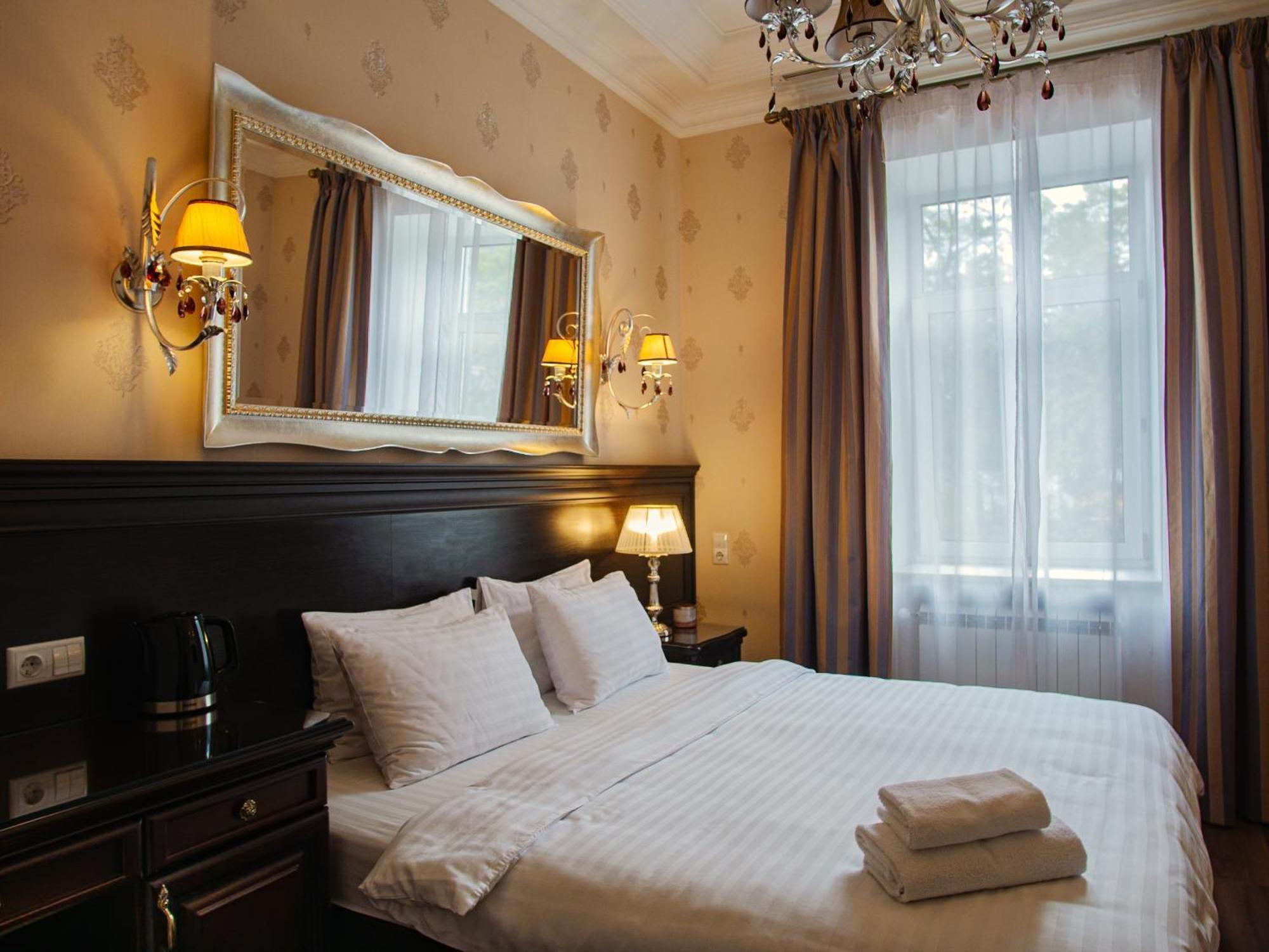 Nordian Classic In Kyiv Hotel ภายนอก รูปภาพ